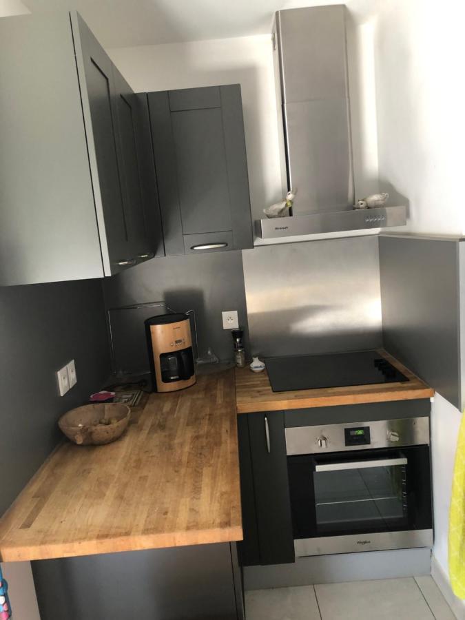 Appartement A Proximite Du Centre Et De La Plage A Meze Bagian luar foto